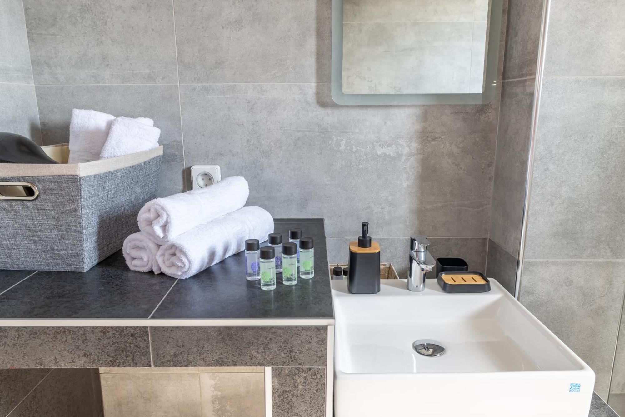 Katerina & Stefanos Family Apartments Archangelos  Ngoại thất bức ảnh
