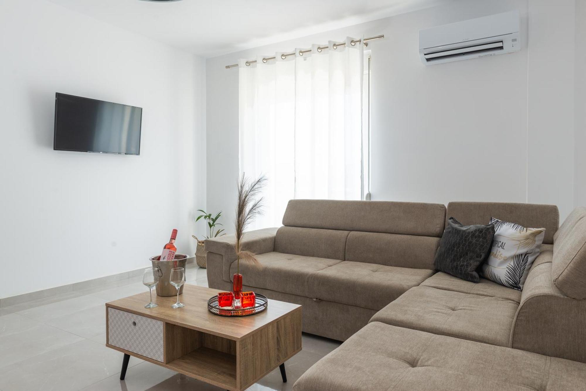 Katerina & Stefanos Family Apartments Archangelos  Ngoại thất bức ảnh
